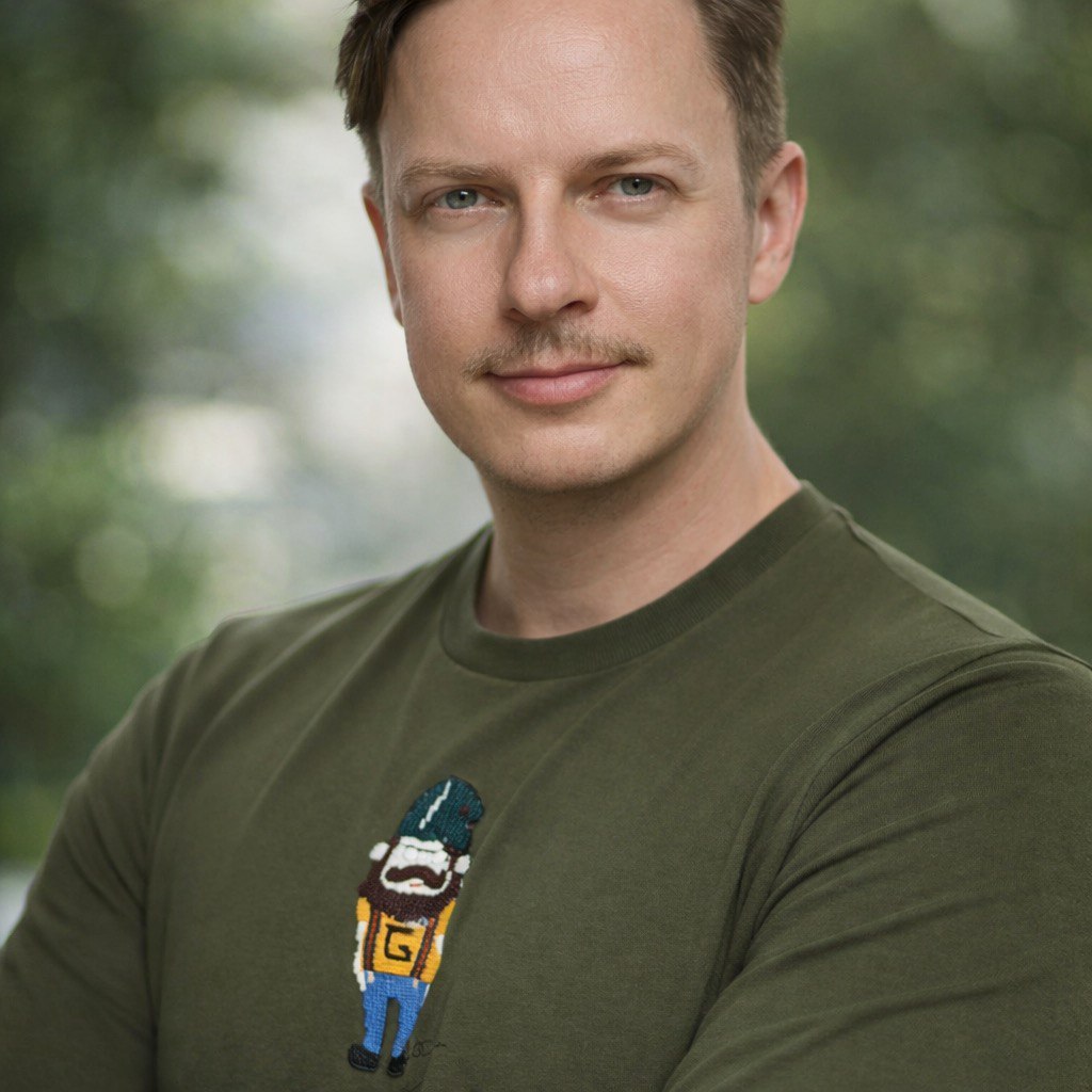 Владимир Евладов